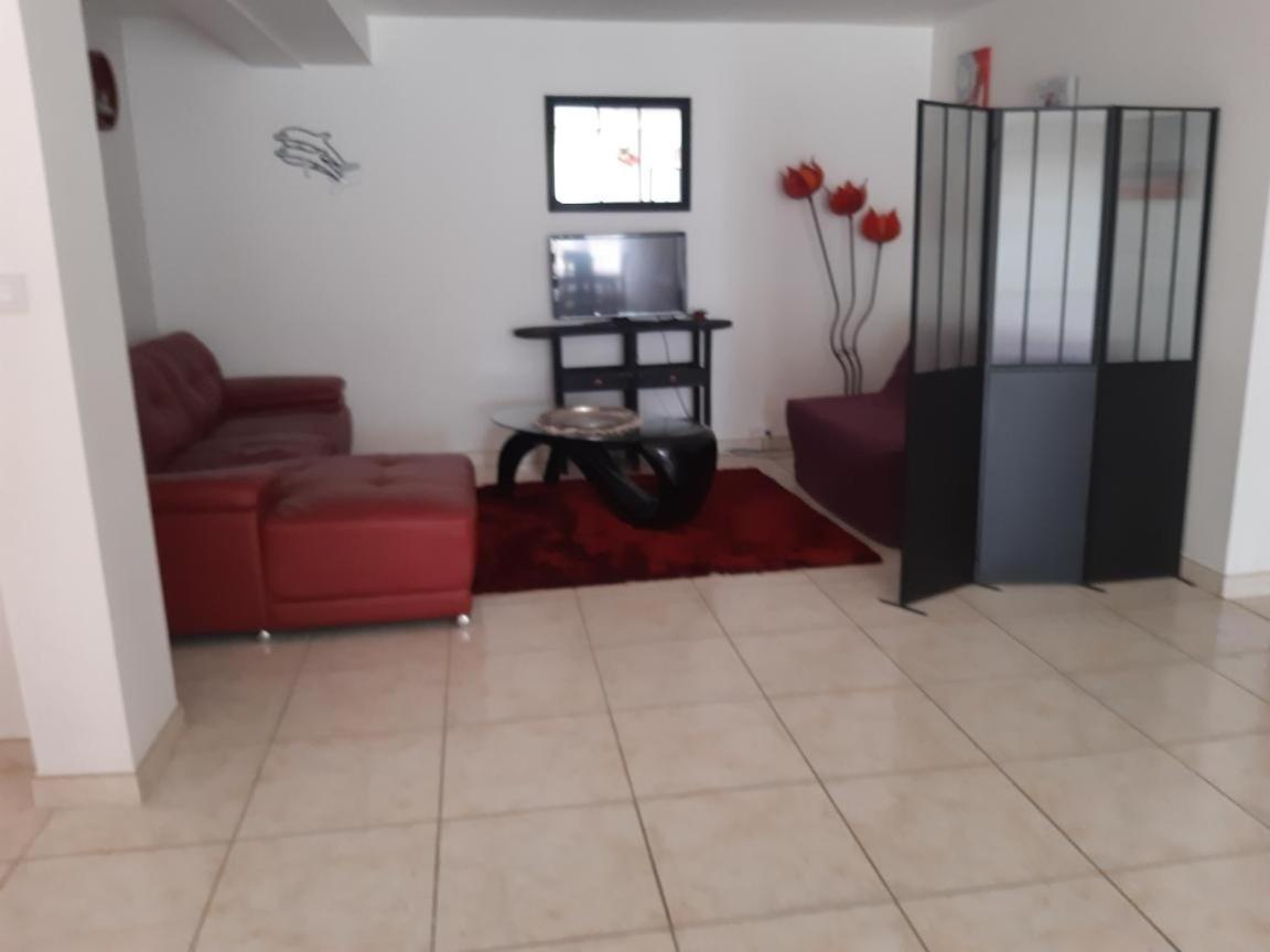 Le Calme Apartamento Viviers Exterior foto